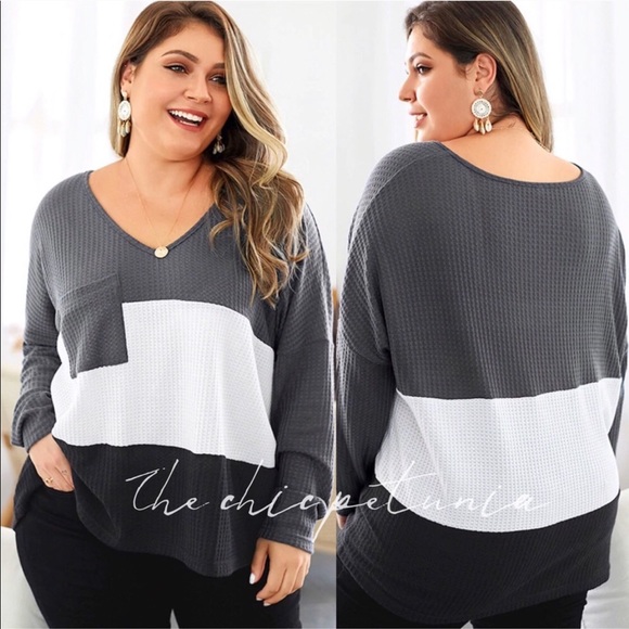 PLUS SIZE Colorblock shirt 💕💕 - Picture 2 of 8